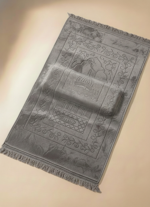 سجادة صلاة فاخرة ومريحة – ناعمة، سميكة، وثابتة